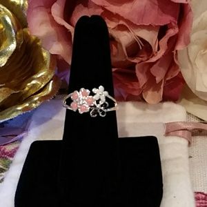 Classical Daisy's of Elegance Sterling Silver 💍